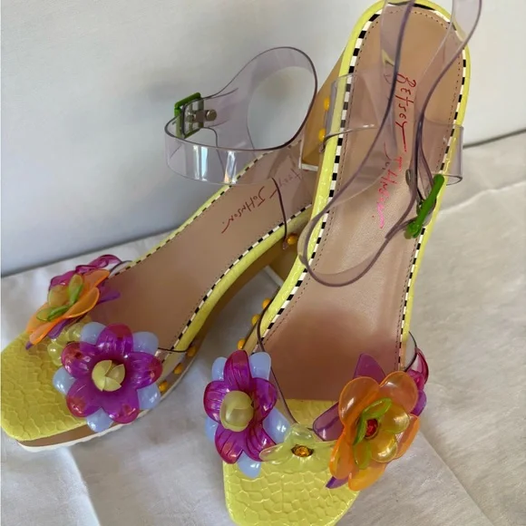 Betsey Johnson Floryn Open Toe Sandals Size 10 – Worn Once - near new - Picture 9 of 15